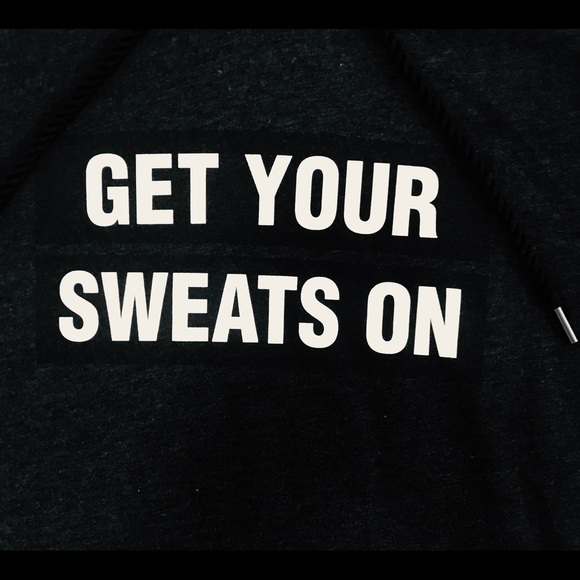 NWOT- Champion Hoodie Sweatshirt - Picture 4 of 4